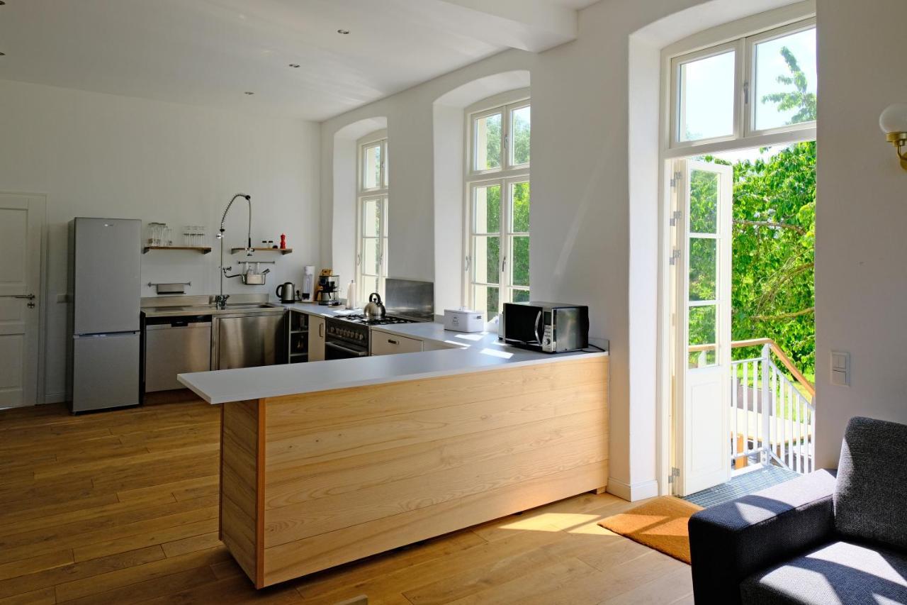 Gutshaus Fewo Luebeck Dassow Exteriör bild